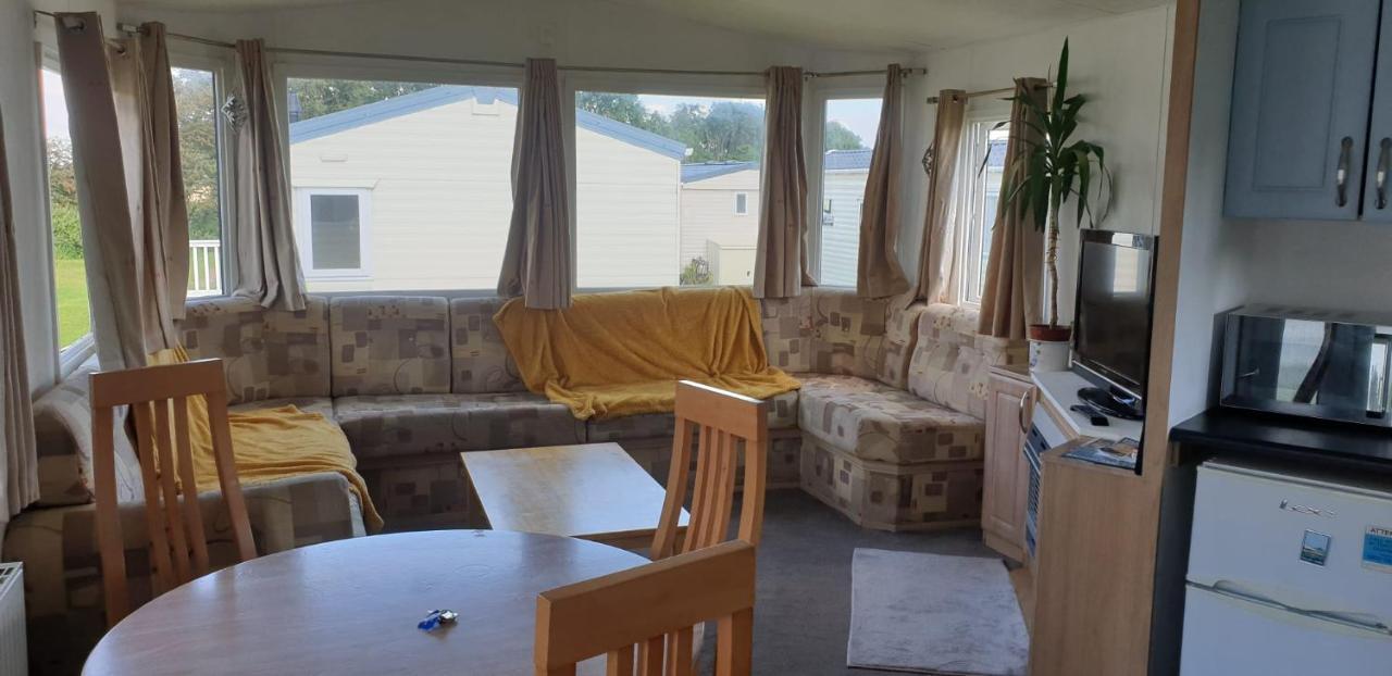 Private Caravan Situated At Parkdean Holiday Resort St Margaret'S At Cliffe Number 18 Екстер'єр фото
