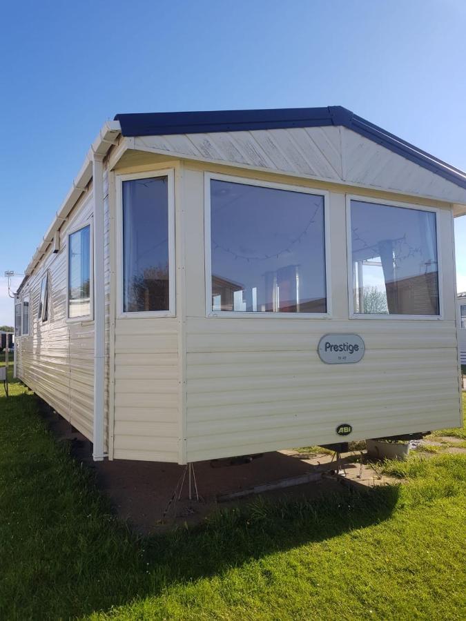 Private Caravan Situated At Parkdean Holiday Resort St Margaret'S At Cliffe Number 18 Екстер'єр фото