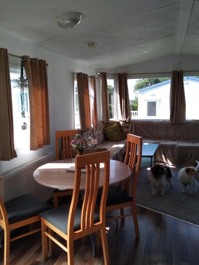 Private Caravan Situated At Parkdean Holiday Resort St Margaret'S At Cliffe Number 18 Екстер'єр фото