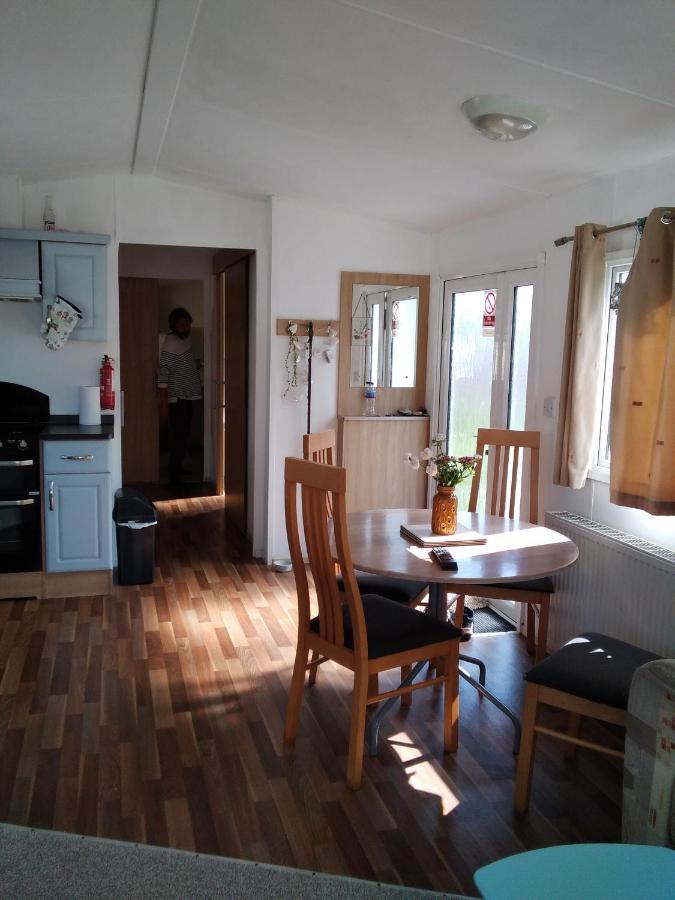 Private Caravan Situated At Parkdean Holiday Resort St Margaret'S At Cliffe Number 18 Екстер'єр фото